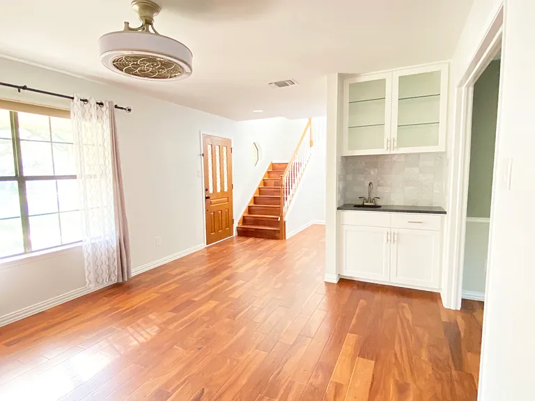 10905 Wintergreen Hl — Photo 3