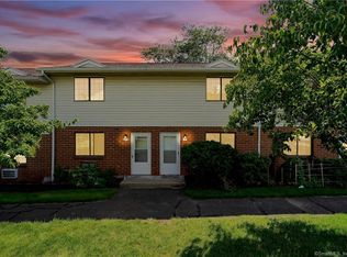 499 Scott Rd APT 19, Waterbury, CT 06705