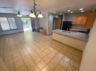 819 H St APT 13, Davis, CA 95616