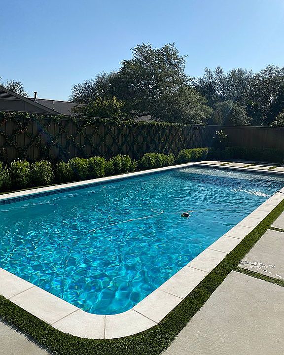 1st image of 5738 Club Oaks Dr