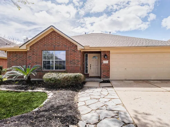 5110 Blanco Dr, Pearland, TX 77584