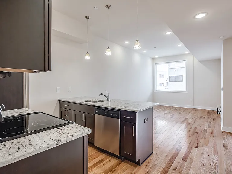 1430 South St Apartments — Photo 19