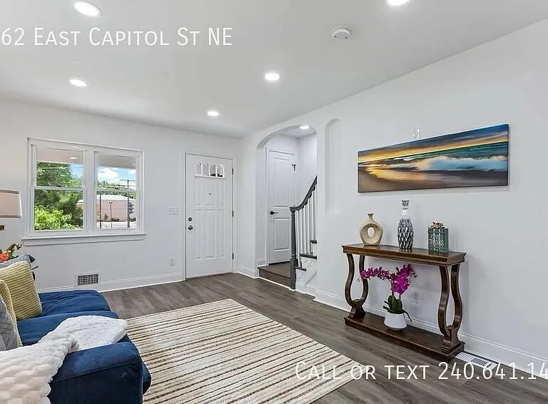 3962 E Capitol St NE — Photo 6