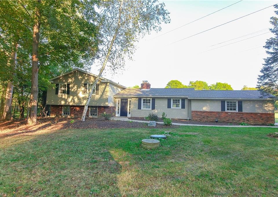 1st image of 8516 Sugar Tree Dr