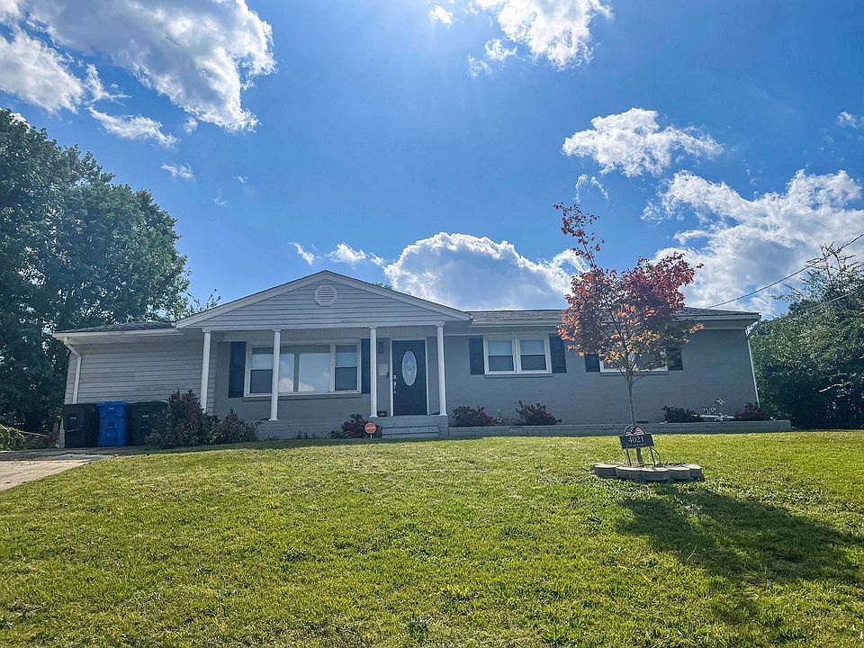 1st image of 4021 Village Dr