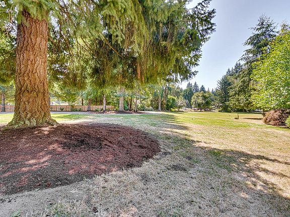 3rd image of 16621 NE 130th Ave