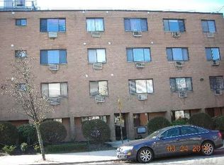 6236 59th Dr APT 102, Maspeth, NY 11378