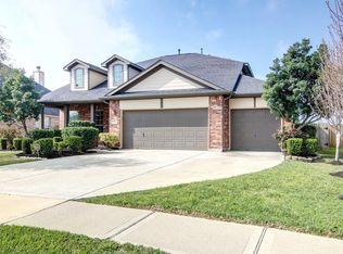 8818 High Ridge Ln, Rosenberg, TX 77469