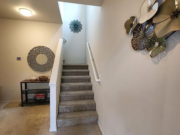 4th image of 2646 NE 87th Ave