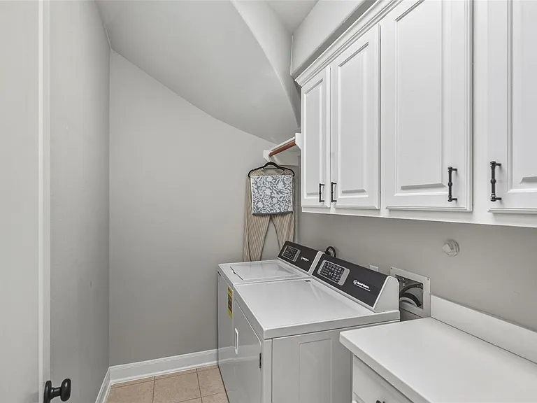 16919 Fondness Park Dr — Photo 32