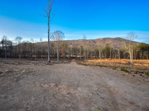 2043 Highway 11 Hwy #11, Landrum, SC 29356