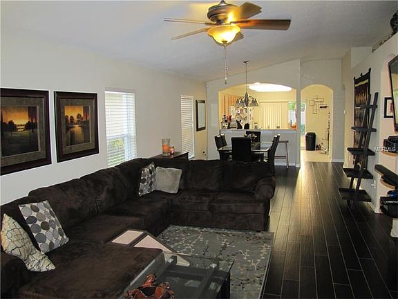 4th image of 2217 Colville Chase Dr