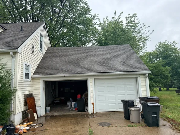 4056 McLean Dr, Cincinnati, OH 45255