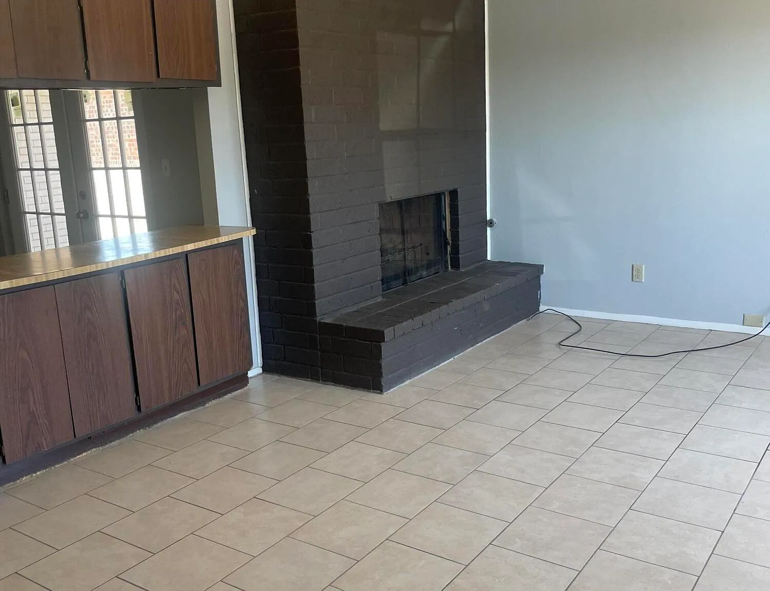 2 bed, 2.0 bath, 1098 sqft, $1,225 — Photo 3