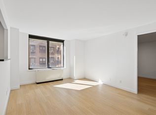 150 E 57th St APT 2A, New York, NY 10022