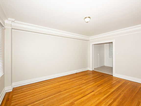 4th image of 969 Bush St APT 303