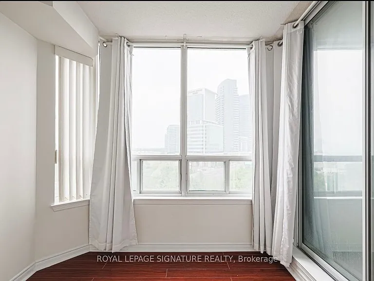 7250 Yonge St #1003 — Photo 30