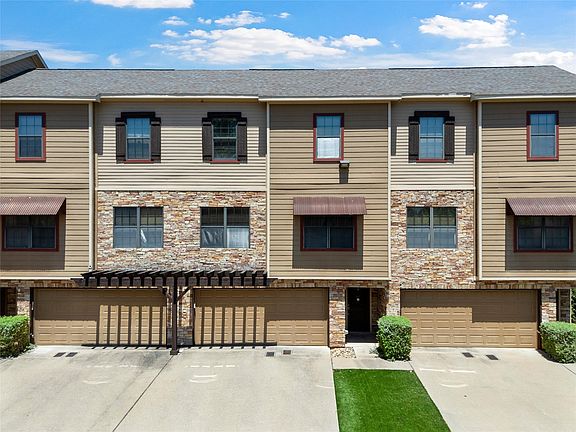 2nd image of 2410 S 2nd St APT 1267