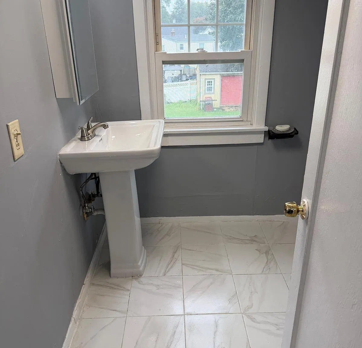 4 bed, 1.5 bath, 1208 sqft, $3,000 — Photo 3
