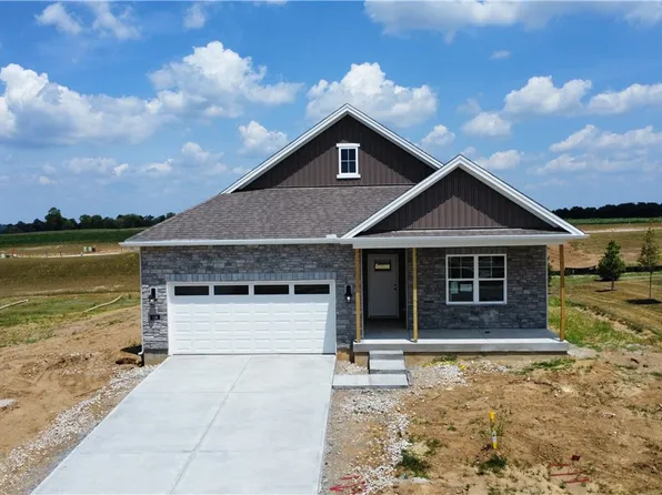 506 Grapewin Dr, Xenia, OH 45385