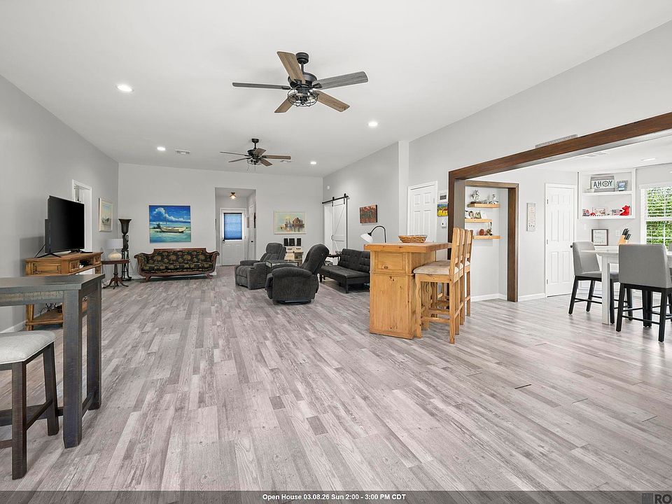 1st image of 32027 Pats Ln