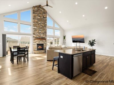 2200 Ledoux Dr, Cheyenne, WY, 82007