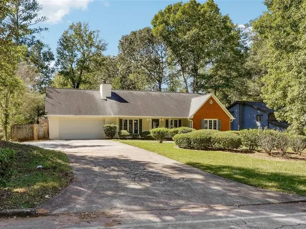 1583 Fieldgreen Overlook, Stone Mountain, GA 30088