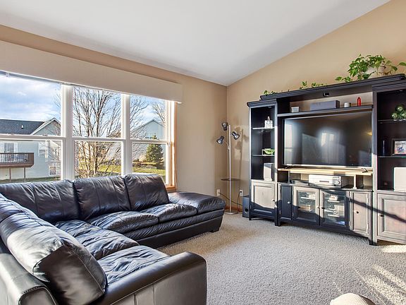 5th image of 3751 Sussex Ct