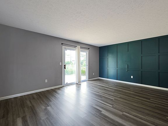 2nd image of 840 Gulliver Dr