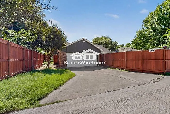 803 Sandy Creek Dr — Photo 43