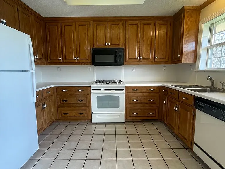 12313 Jacksonville Cato Rd N — Photo 12