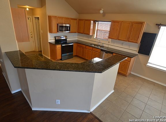 4th image of 1108 Arbor Dawn Ln
