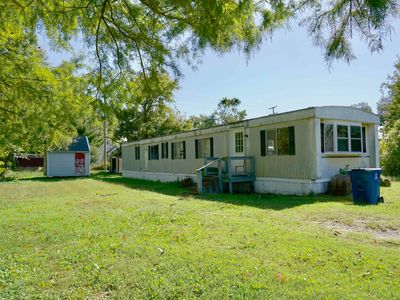 108 S 5th St, Elkville, IL, 62932