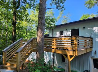 22 South St, Black Mountain, NC 28711