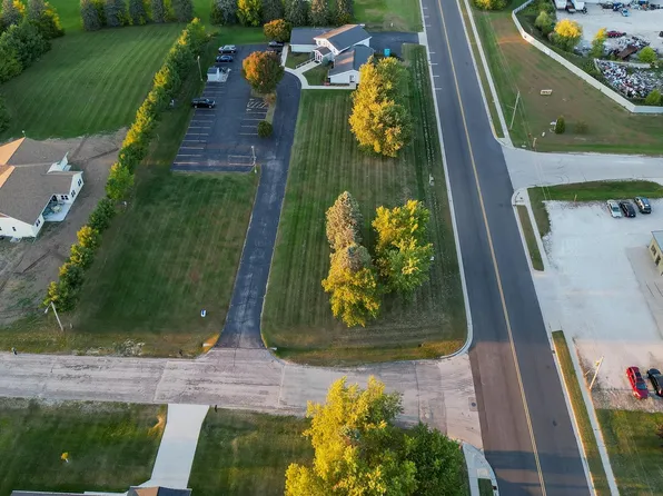 Park Ln, Mishicot, WI 54228