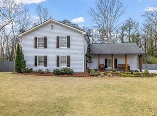 1035 Heather Ct, Lawrenceville, GA 30043