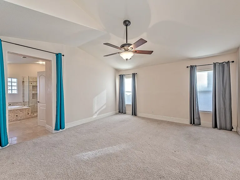 2175 Fountain Springs Dr — Photo 10