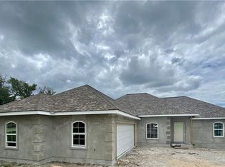 1630 Cottonwood Rd, Fischer, TX 78623