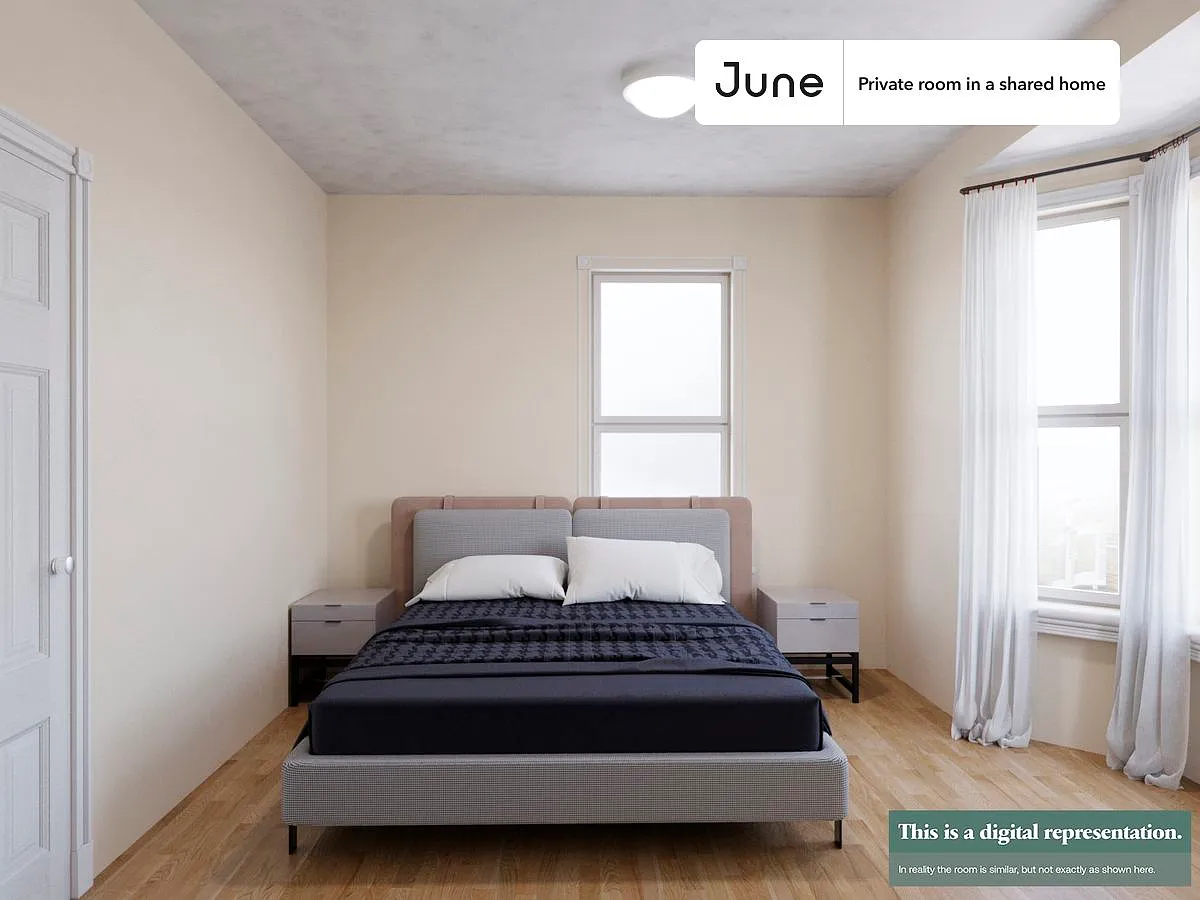 Queen bedroom in 6 bed/2 bath home in Brighton #1233 C — Photo 2