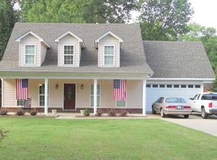 2800 Little John Rd, Millington, TN 38053