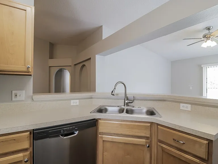 12503 Woodbury Cove Dr — Photo 5