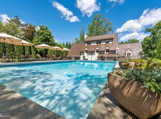 5400 Bradley Blvd, Bethesda, MD 20814