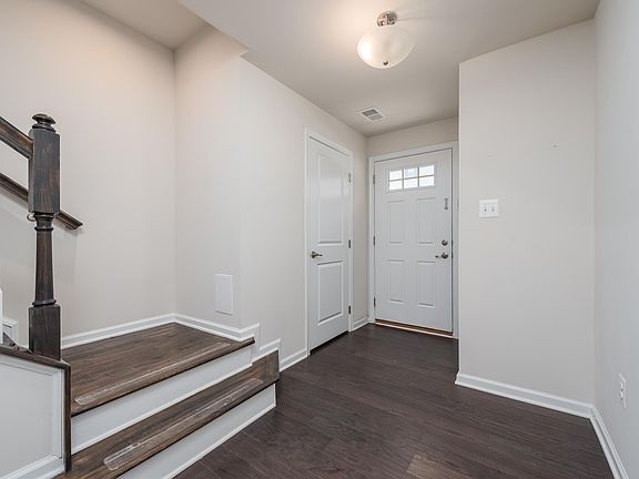 2nd image of 2958 Cornfield Ave