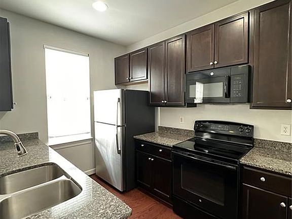 4th image of 4464 Lydias Dr