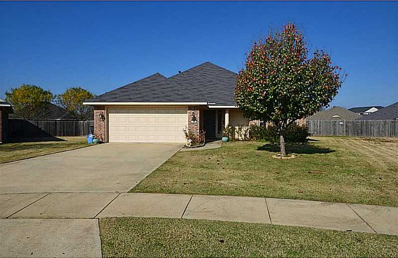 1st image of 1655 Williamsburg Cir