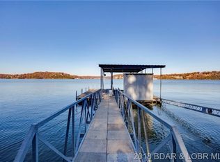 191 Crown Point Ln, Four Seasons, MO 65049