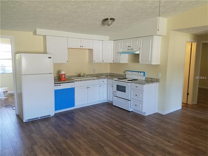 2nd image of 4214 Pecos Dr