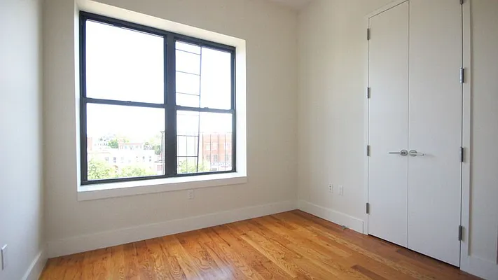 Rented by Nooklyn NYC LLC | media 23