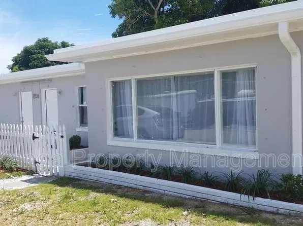 1820 Redbank Rd APT 1, North Palm Beach, FL 33408