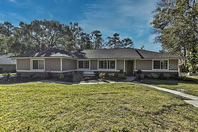1st image of 605 Silver Creek Dr
